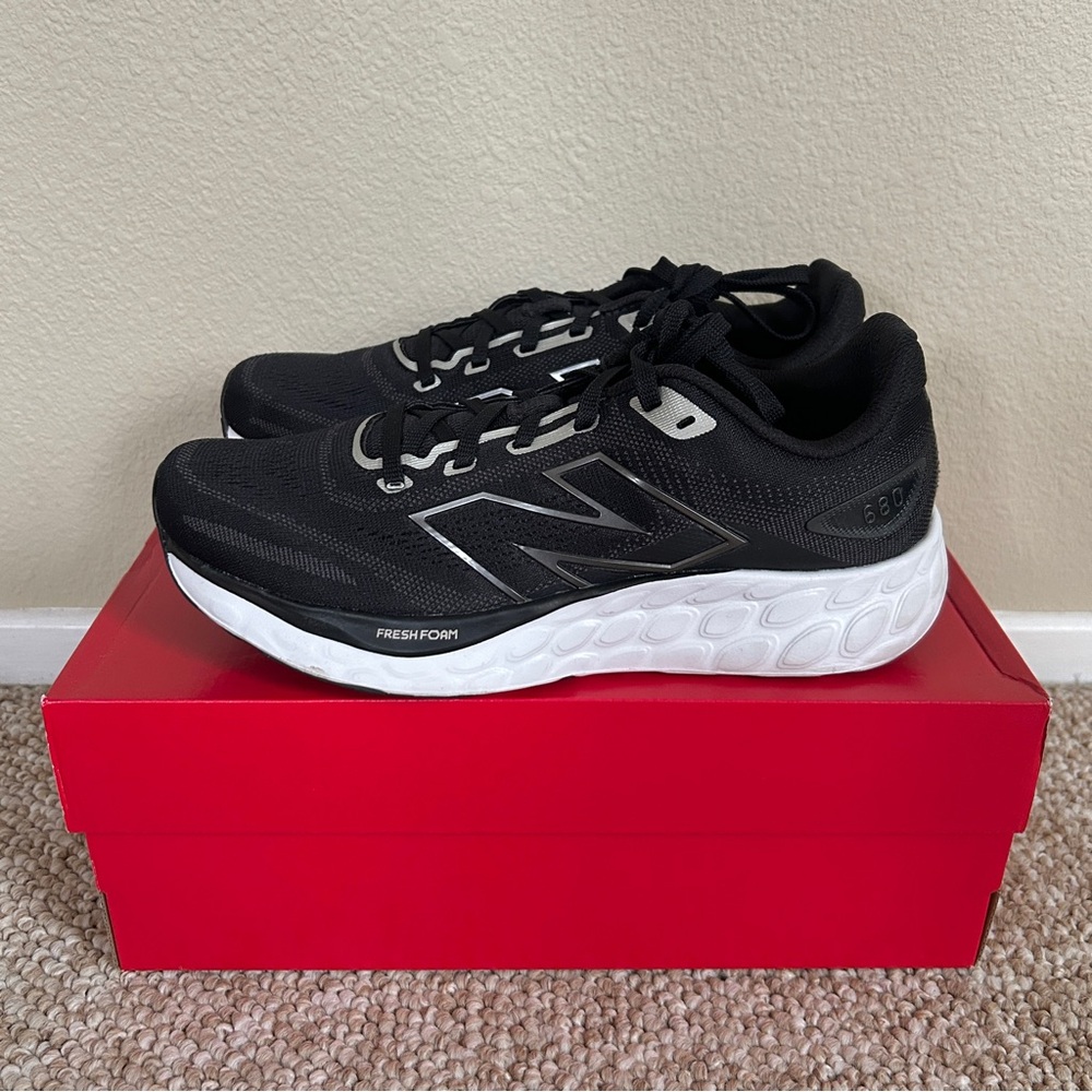NWT New Balance Fresh Foam 680 V8 Running Shoe Women's